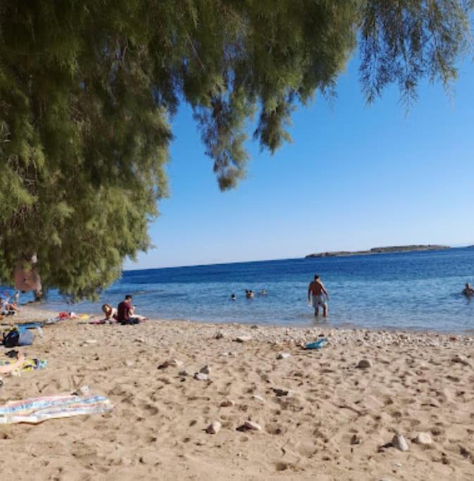 Lovely 1-Bedroom 2 Minutes From Beach Athen Eksteriør bilde